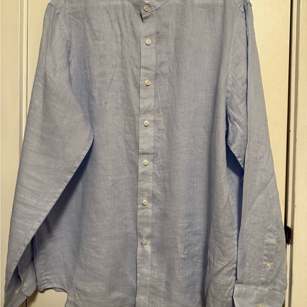 Women’s Linen Club Room Blue Button Down Shirt